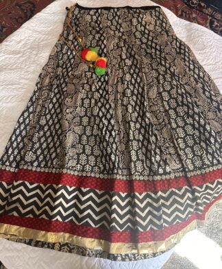 Crushed Cotton Skirt with Gold Ribbon Work