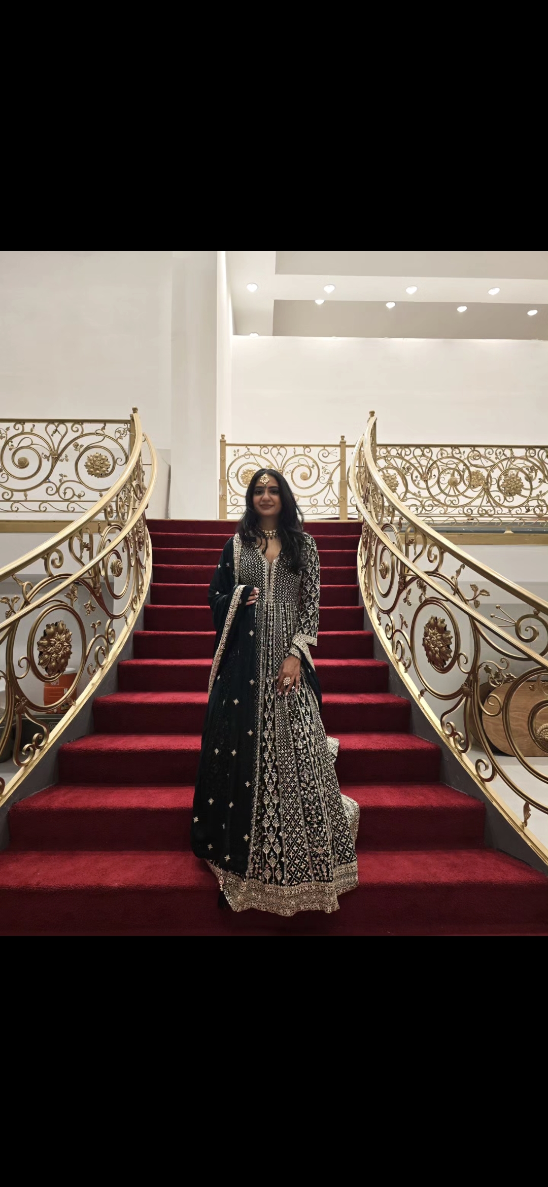 Kalki Green Embroidered Anarkali - Image 4