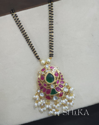 Jadau Kundan Nalla Pasula Necklace