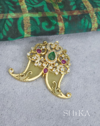 Puligoru Pendant Tear Drop Center